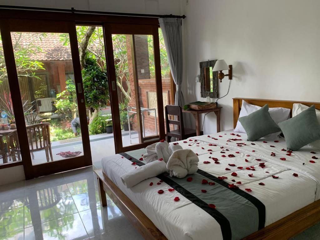 Yoga Homestay Ubud Exterior photo